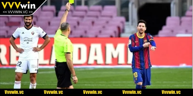 Các trường hợp phạt thẻ anh em cần nắm 